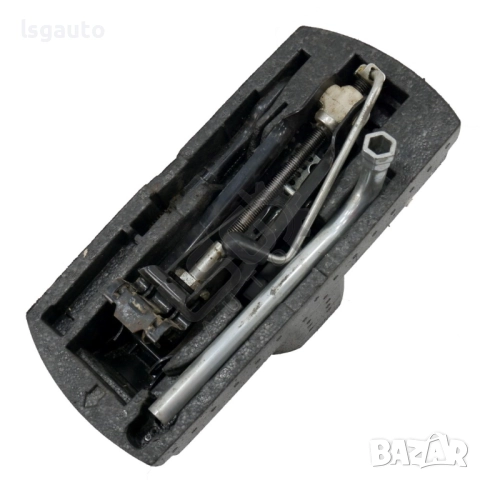 Комплект крик и ключ за гуми Volkswagen Golf VI 2008-2016 ID:149244