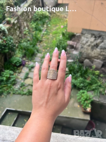 Голям златист пръстен с блестящи камъчета ❤️, снимка 5 - Пръстени - 52377897