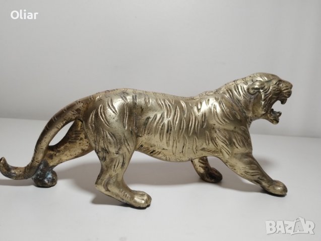 Прекрасна много реалистична статуетка на тигър. Бронз. , снимка 3 - Антикварни и старинни предмети - 44244889
