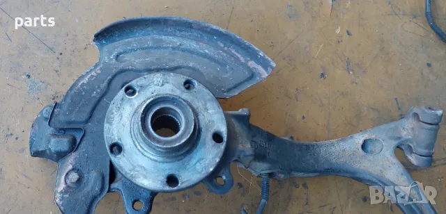 Предна Лява Главина Ауди A4 B5
- VW Пасат 5, снимка 3 - Части - 48084484