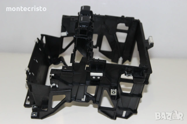 Конзола довен дин Audi A3 8P (2003-2012г.) 8P0858005D / 8P0 858 005 D, снимка 2 - Части - 53186156