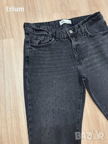 Черни дънки Zara с камъчета, размер 38, снимка 3 - Дънки - 56482622