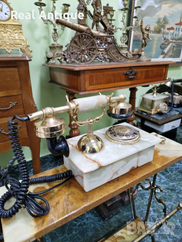 Уникален  рядък  антикварен колекционерски холандски телефон оникс позлатен бронз , снимка 2 - Антикварни и старинни предмети - 44550173