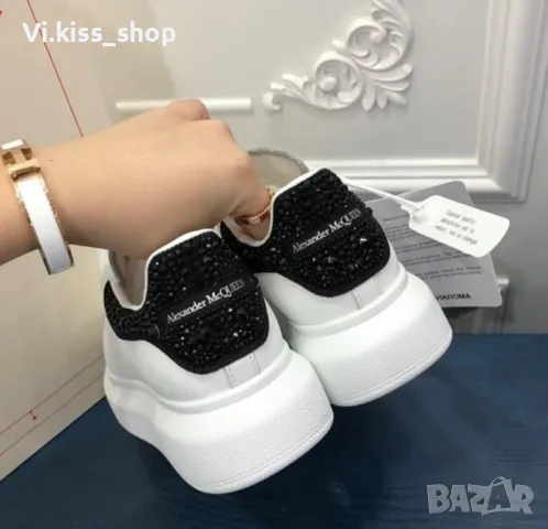 Нови обувки Alexander McQueen , снимка 2 - Маратонки - 49795213