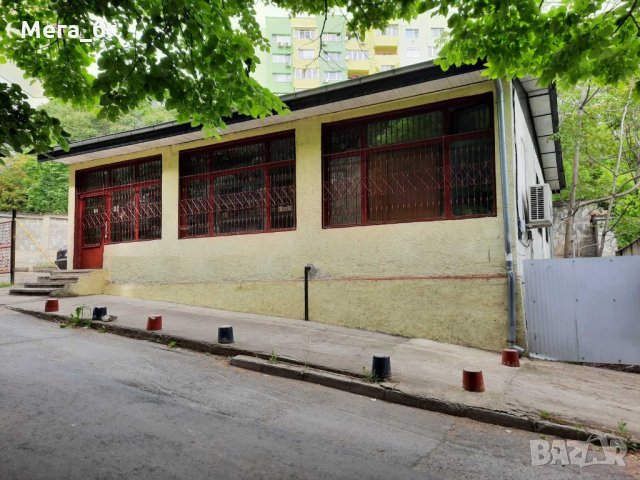 Мултифункционален Имот с Парцел 260 кв.м. и Магазин с Гараж - Срещу Блок 68 