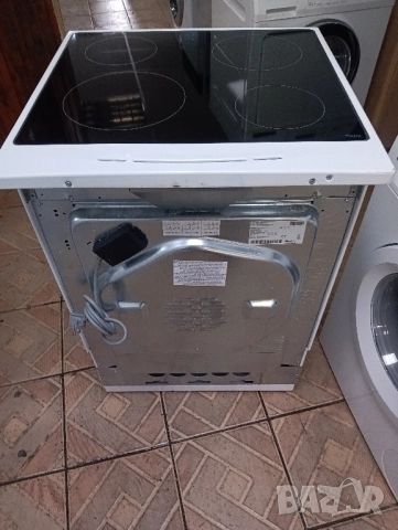 Уникална свободно стояща печка с керамичен плот Gram с две години гаранция!, снимка 4 - Печки, фурни - 52150359