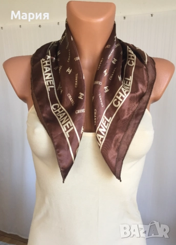 Дамски Квадратен Шал Кафяв Бежов / Кремав Полиестер Сатен Chanel Шанел Лого, снимка 4 - Шалове - 51822664