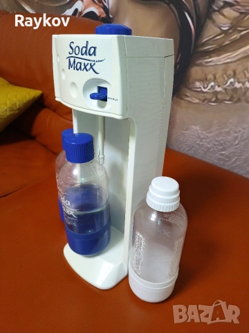 Машина за газирана вода, снимка 2 - Сокоизстисквачки и цитрус преси - 52616063