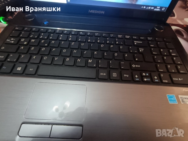 лаптоп MEDION E6234, снимка 4 - Лаптопи за дома - 51454863