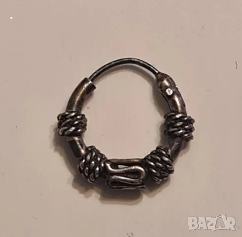 Малка ретро сребърна обица