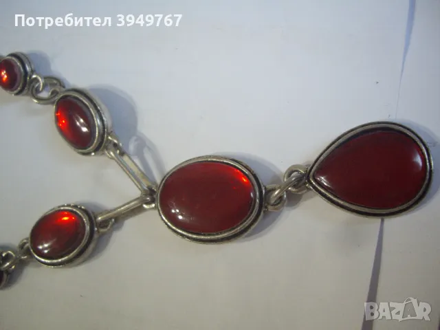 Интересно и много красиво старо колие., снимка 2 - Колиета, медальони, синджири - 50259701