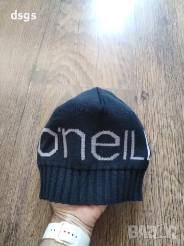 O'NEILL - страхотна зимна шапка 