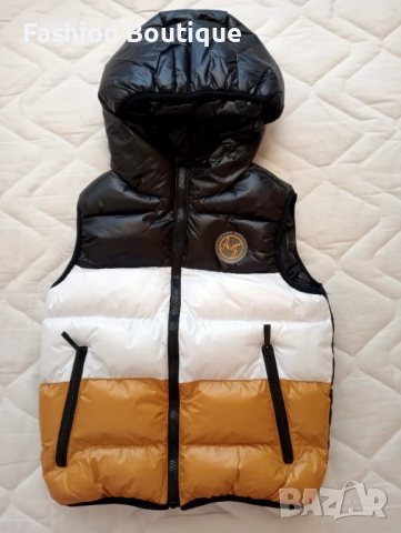 Трицветен, топъл елек в размер - 122, снимка 2 - Детски якета и елеци - 51912893