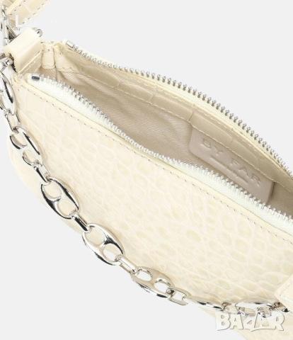 Оригинална чанта BY FAR (естествена кожа), снимка 2 - Чанти - 52453597