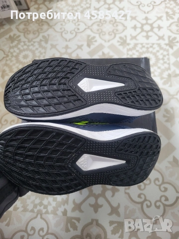 Маратонки Адидас 26 1/2 размер, снимка 3 - Детски маратонки - 54223461