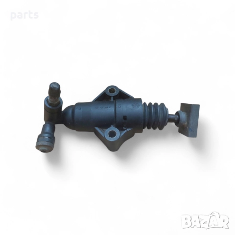 Помпа Съединител Ауди A3 8L - VW Голф 4 - Шкода Октавия - 1J0721261E