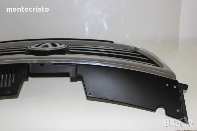 Предна решетка VW Passat B6 (2005-2011г.) 3C0853651F предна емблема отвори за парктроник, снимка 7 - Части - 56015964