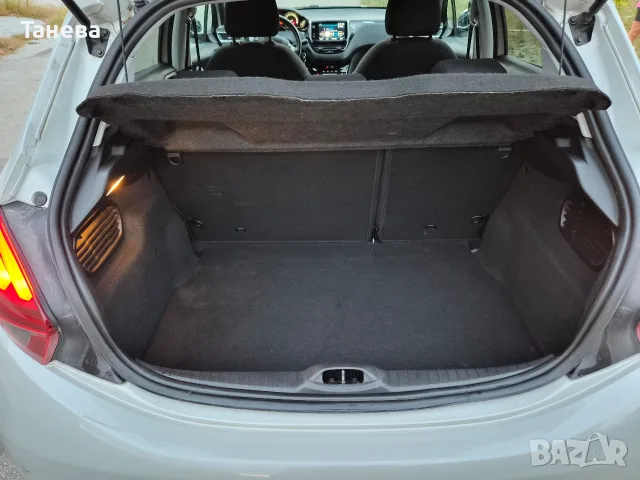 peugeot 208 1.6 hdi, снимка 8 - Автомобили и джипове - 55981839