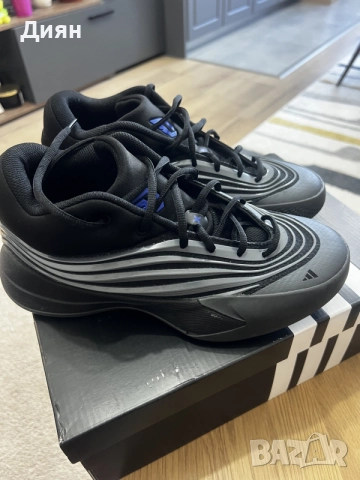 Маратонки Adidas 40 номер