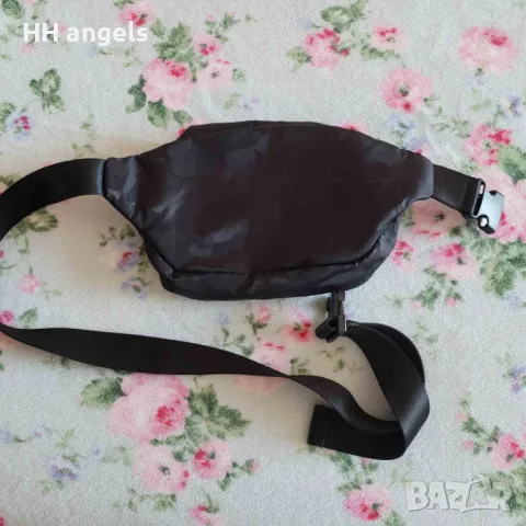 GUESS нова чантичка (bum bag)УНИСЕКС МОДЕЛ, снимка 3 - Чанти - 49418443