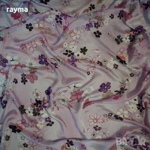 Плат дизайнерска италианска естествена коприна принт теменужки, снимка 6 - Рокли - 34390294