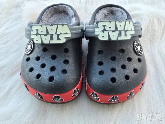 Оригинални Crocs STAR WARS №21-22, снимка 3 - Детски сандали и чехли - 50360627