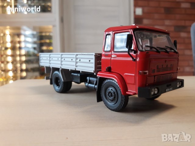 Star 200 бордови 1976 - мащаб 1:43 на DeAgostini моделът е нов в блистер, снимка 4 - Колекции - 41725697