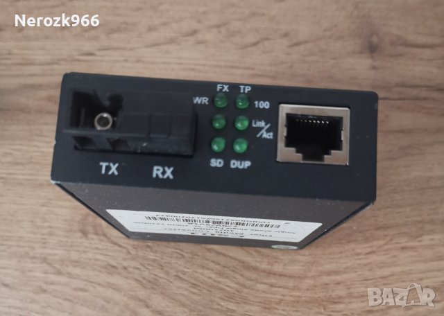 Медиен конвертор Fiber Media Converter 10/100Base-TX RJ45, снимка 2 - Суичове - 36960671