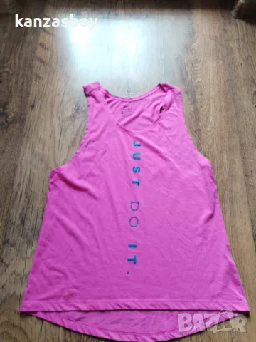 Nike - страхотен дамски потник С , снимка 4 - Потници - 49638891