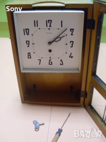 Стар стенен съветски часовник с махало., снимка 16 - Антикварни и старинни предмети - 52896541