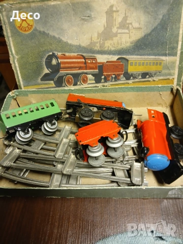 Стара тенекиена играчка влак IGRA., снимка 4 - Колекции - 54182306