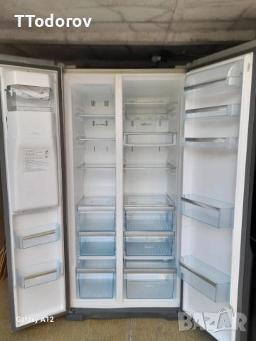 Хладилник с фризер Panasonic, NR BG53V2 , снимка 2 - Хладилници - 52696286