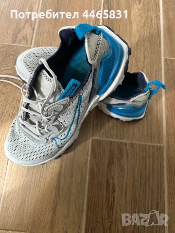 Nike Маратонки, снимка 2 - Детски маратонки - 53993346