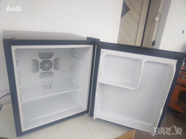 Мини бар / мини хладилник/ пиелте   CLIMATE CR-40A Обем: 40 литра Вътрешни лед осветление  Охлажда х, снимка 10 - Хладилници - 54154658