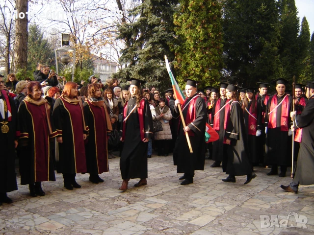 Тоги, шапки и шалове за дипломиране, снимка 5 - Други услуги - 50571659