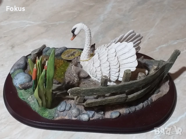 Страхотна красива статуетка фигура лебед на Leonardo, снимка 3 - Антикварни и старинни предмети - 50999141