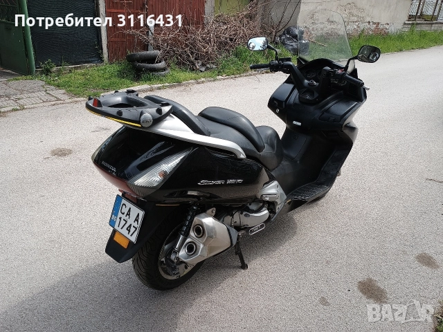 Хонда Силвър Уинг 600