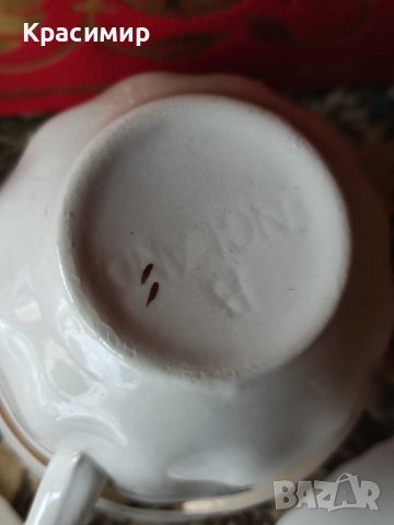 Винтидж троен сет от лек и фин порцелан с кракле и износване от употреба., снимка 7 - Сервизи - 40845613