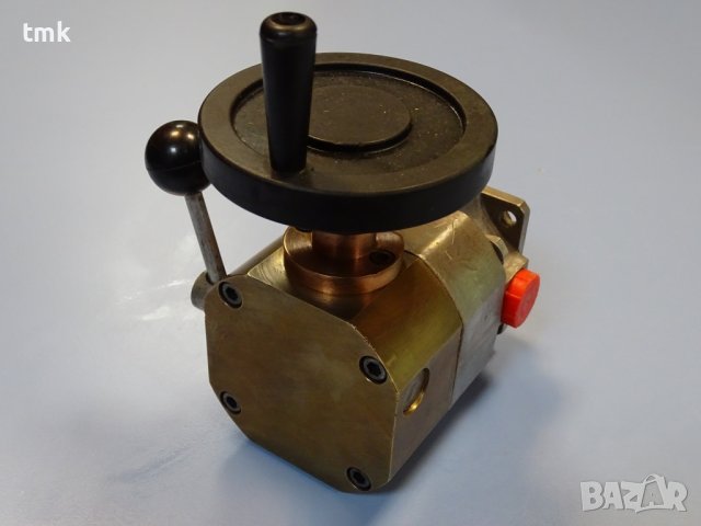 Хидравлична помпа LUCAS IP60/MMA hydraulic pump, снимка 3 - Резервни части за машини - 42221622