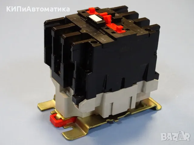 контактор Telemecanique LC1-D633 M7 contactor 80A 220V/50Hz, снимка 2 - Резервни части за машини - 48545839