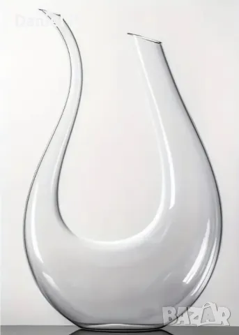 Елегантна U-образна стъклена кана за вино съвместимост 1500 ml. Здрав от леко стъкло., снимка 1