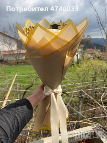 САТЕНЕН БУКЕТ ЗА АБИТУРИЕНТСКИ БАЛ НАЛИЧЕН, снимка 3 - Изкуствени цветя - 54315201