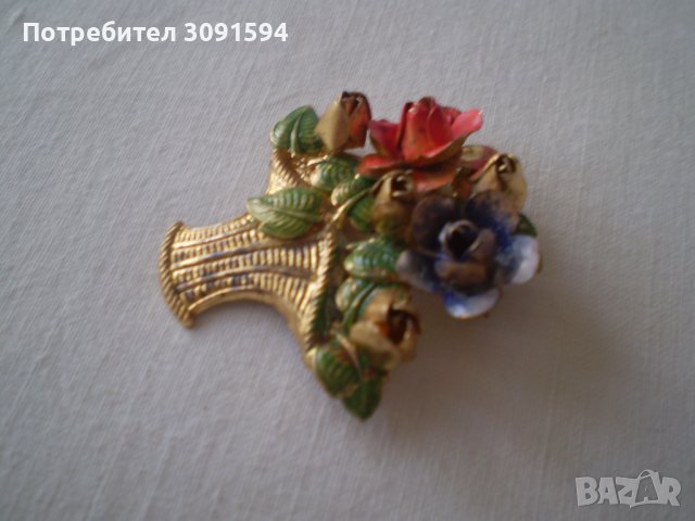 красива Винтич брошка кошница с цветя, снимка 8 - Антикварни и старинни предмети - 37363461