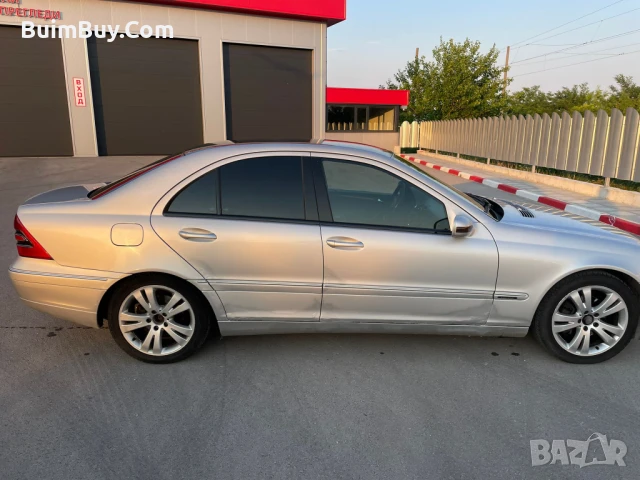 Mercedes 220d elegance, снимка 3 - Автомобили и джипове - 50931001