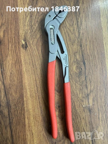 Нови раздвижени клещи Wurth Cobra Germany 300 мм, снимка 3 - Клещи - 52547548