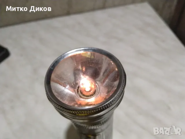 Фенер 2 голями батерии свети метален фи-30мм Н-230мм, снимка 5 - Други - 48596044