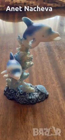 Аксесоар с делфини и мидички
