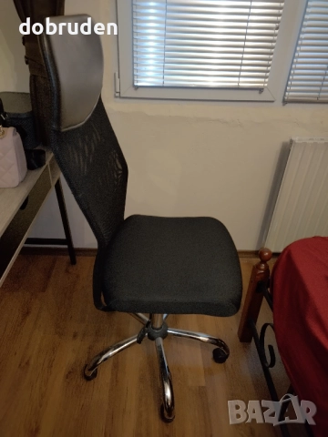 Промо! Черен офис стол в добро състояние, снимка 8 - Столове - 52914422