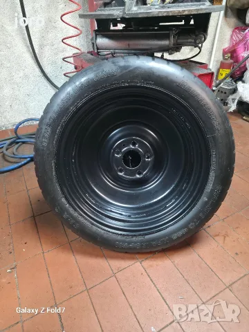 Патерица 17" Kia Niro, снимка 3 - Гуми и джанти - 56526772