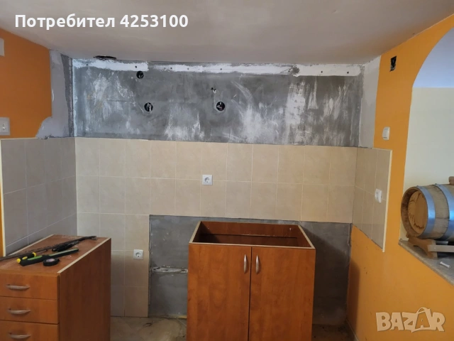 Продавам кухненски шкафове заедно с печка комбинирана, снимка 5 - Шкафове - 54328508